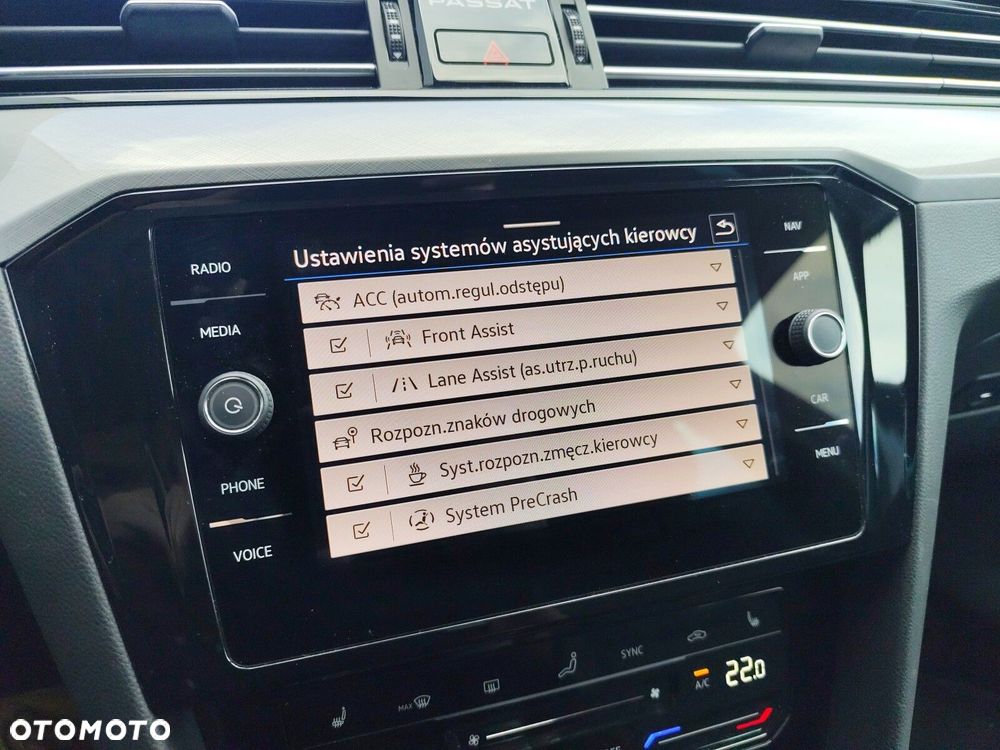 Volkswagen Passat - 27