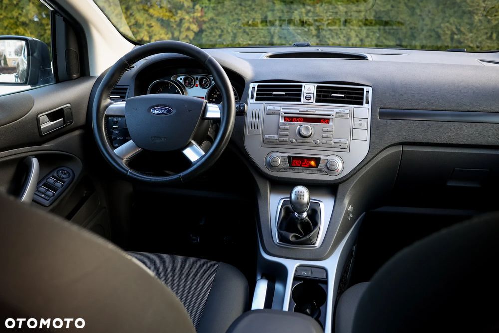 Ford Kuga 2.0 TDCi 2x4 Trend - 21