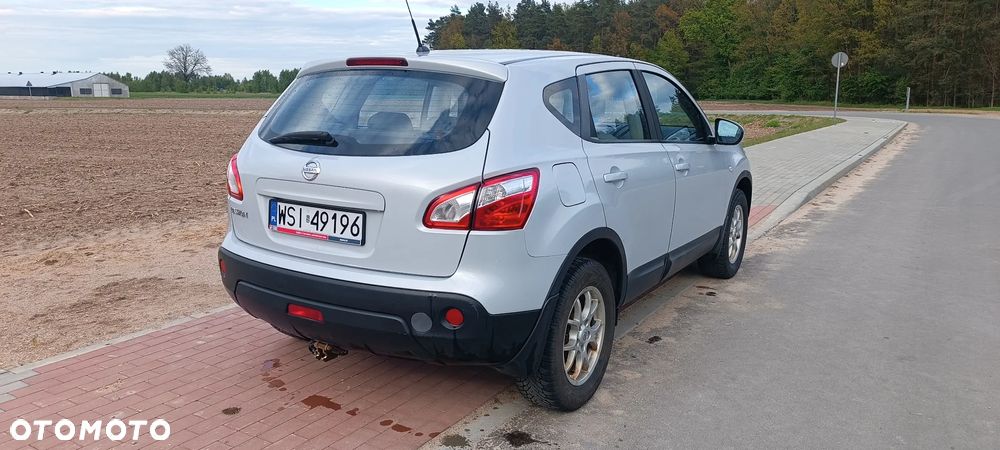 Nissan Qashqai 1.6 visia - 15