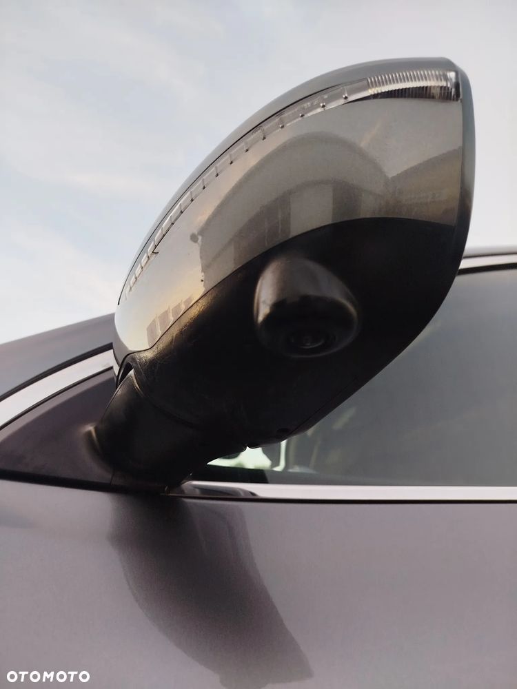Nissan Qashqai 1.6 DCi Xtronic TEKNA - 22