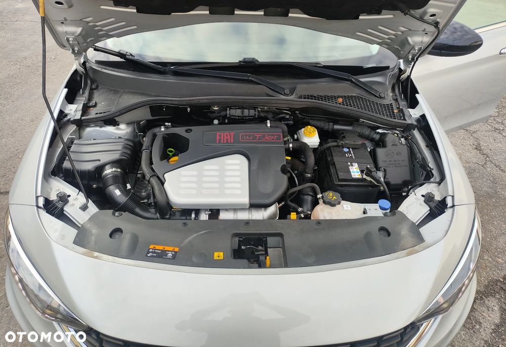 Fiat Tipo 1.4 T-Jet Lounge - 26