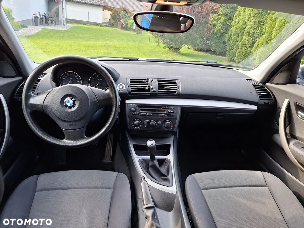 BMW Seria 1 - 26