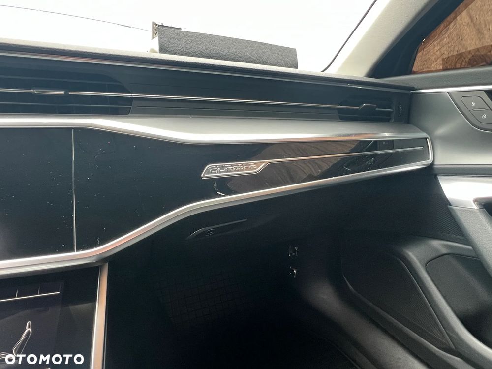 Audi A6 Avant 45 TDI quattro S tronic - 16