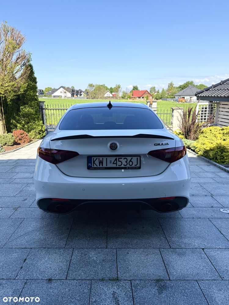 Alfa Romeo Giulia 2.0 Turbo Veloce - 6