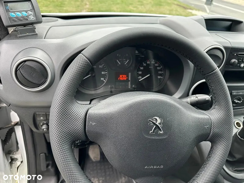 Peugeot Partner - 11