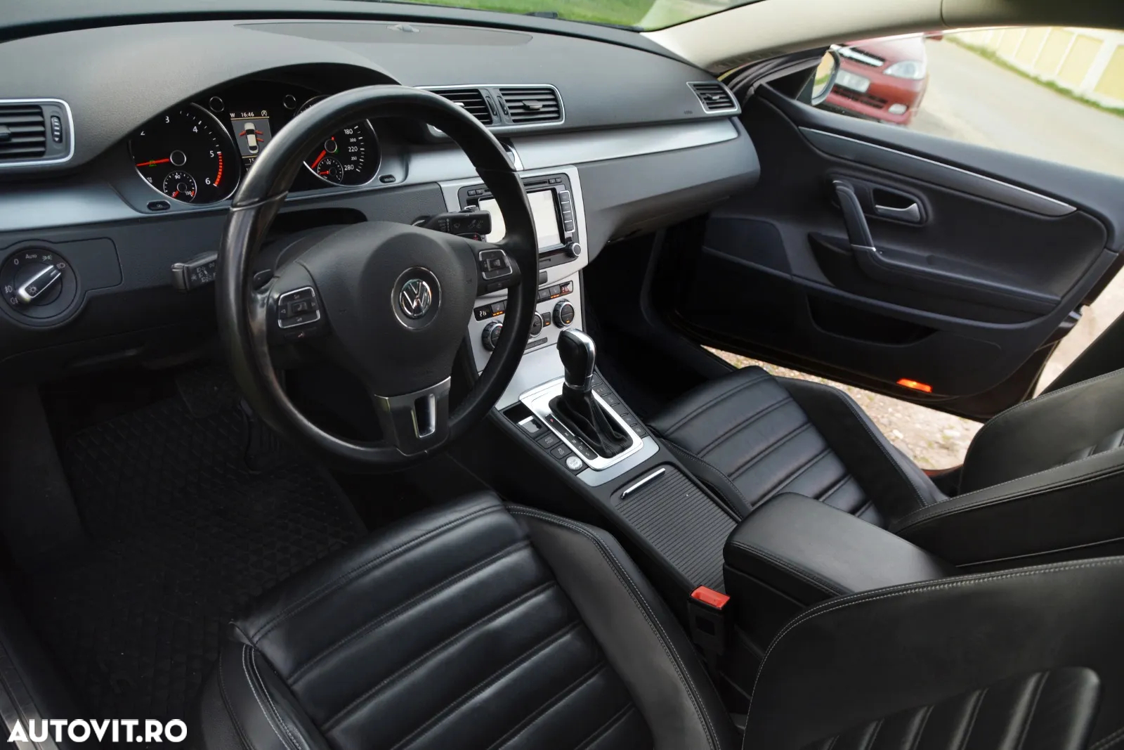 Volkswagen Passat CC 2.0 TDI BlueMotion Technology DSG Exclusive - 13