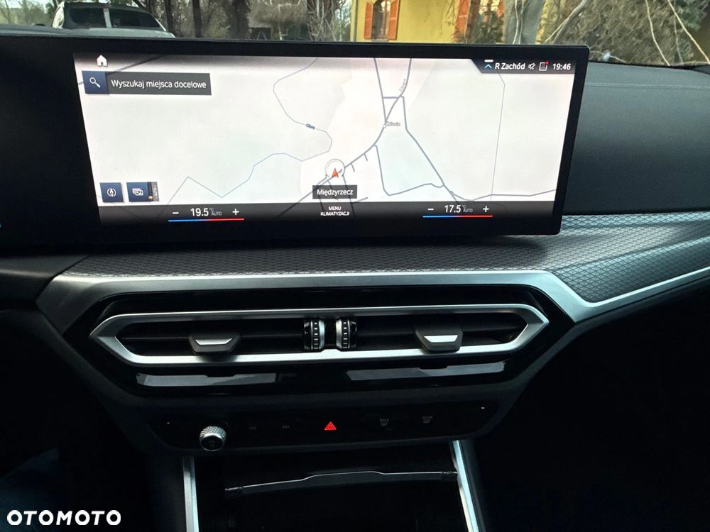 BMW Seria 3 330e xDrive M Sport sport - 22