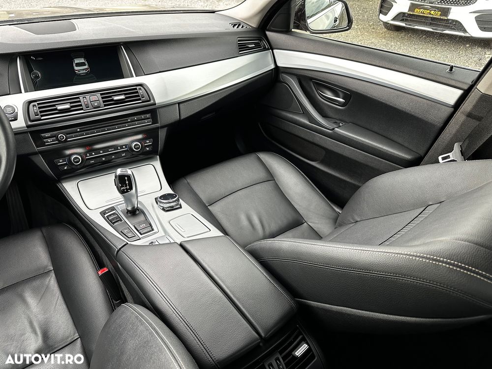 BMW Seria 5 520d xDrive Aut. - 29