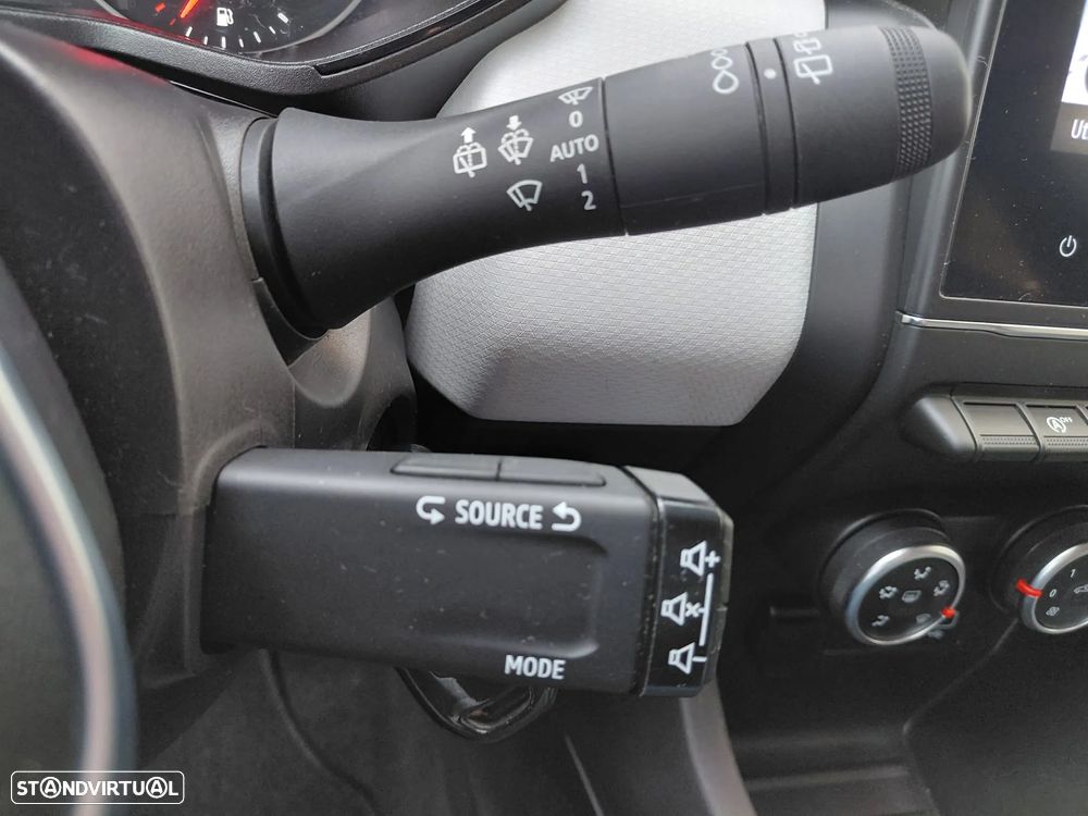 Renault Clio 1.0 TCe Limited - 18