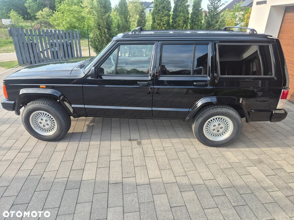 Jeep Cherokee - 6