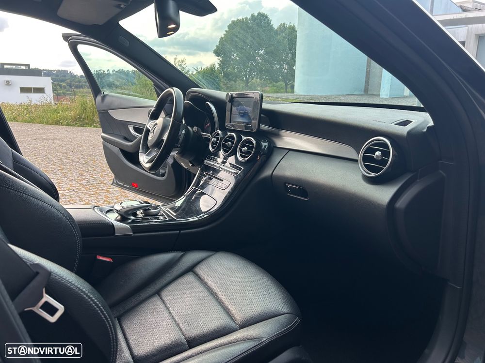 Mercedes-Benz C 250 - 19