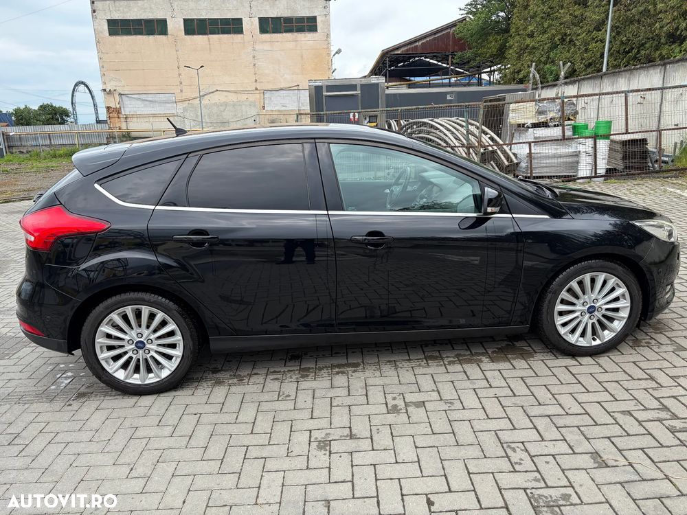 Ford Focus 1.5 EcoBoost Titanium - 2