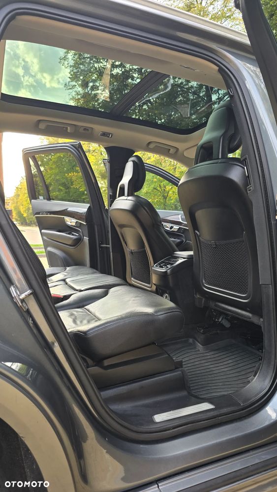 Volvo XC 90 - 13