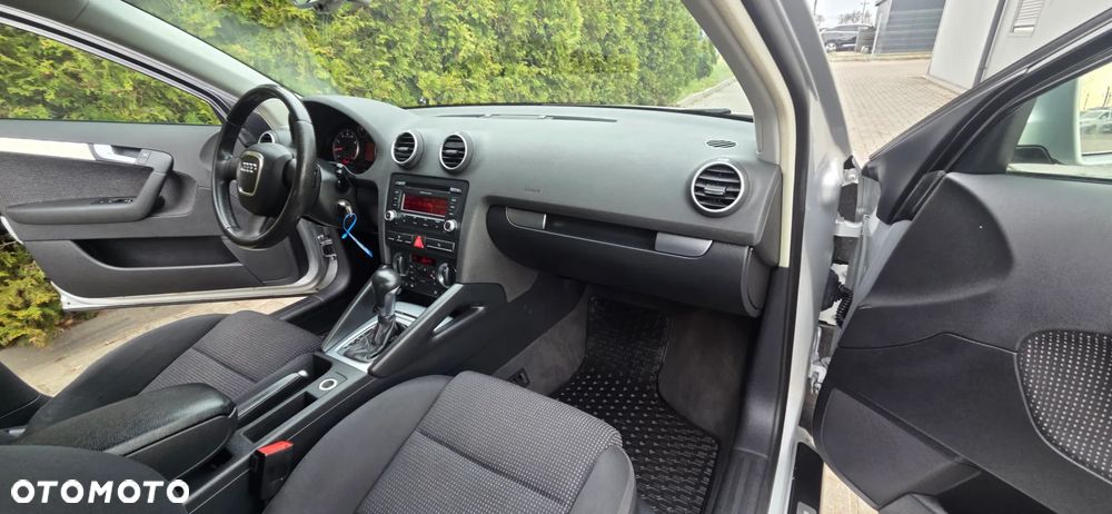 Audi A3 Sportback 1.8 TFSI Attraction S tronic - 36