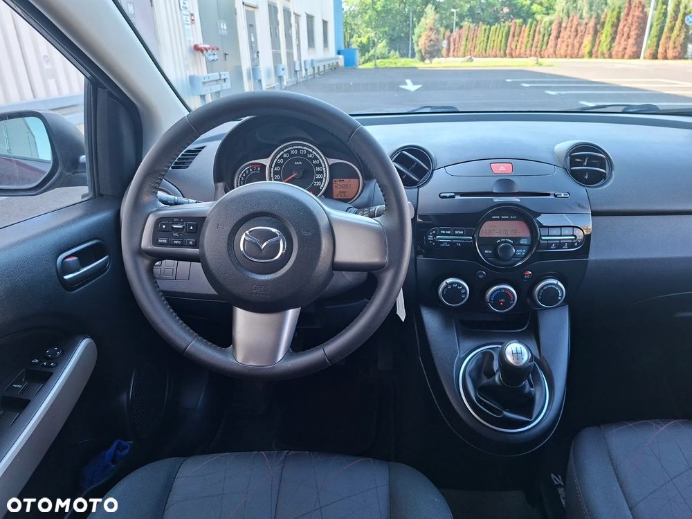 Mazda 2 - 19