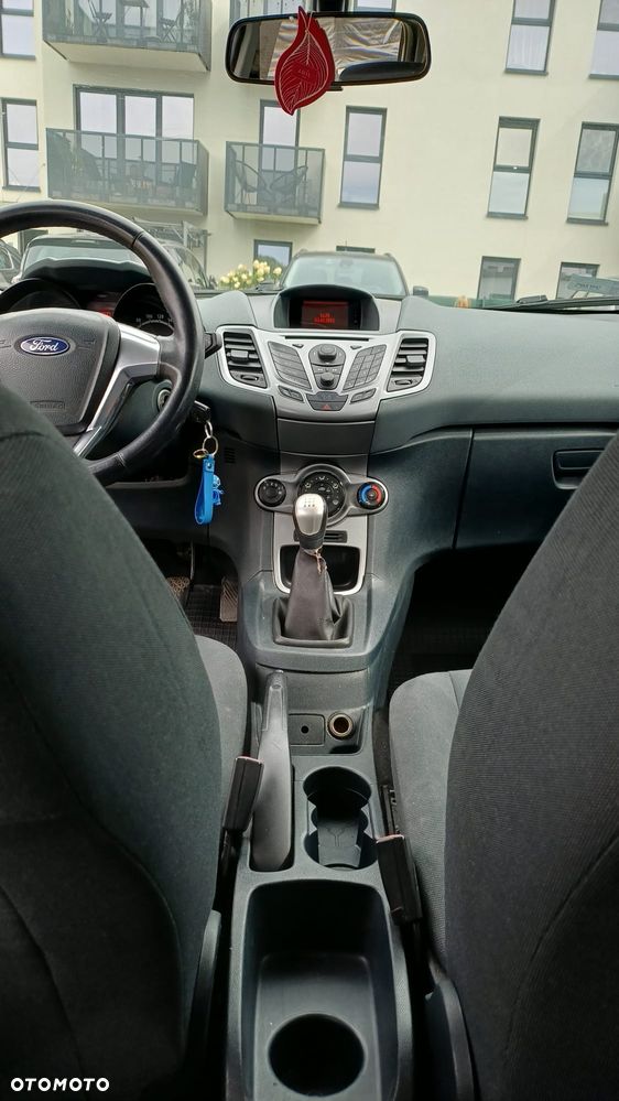Ford Fiesta - 16