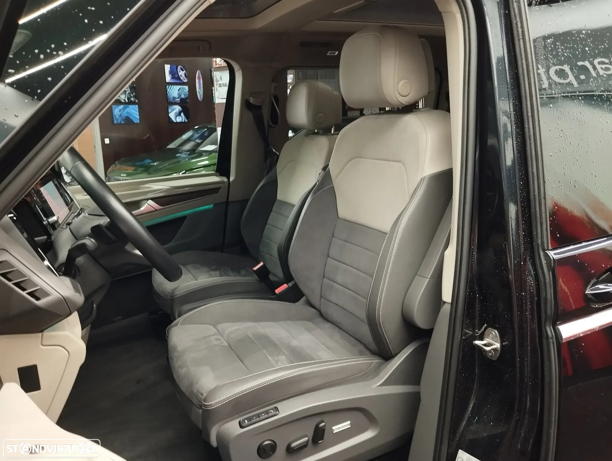 VW Multivan 2.0 TDI Style Longa DSG - 25