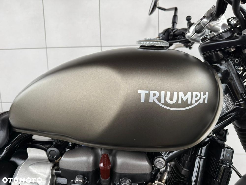 Triumph Street Twin - 14