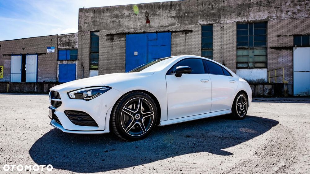 Mercedes-Benz CLA 200 AMG Line 7G-DCT - 7