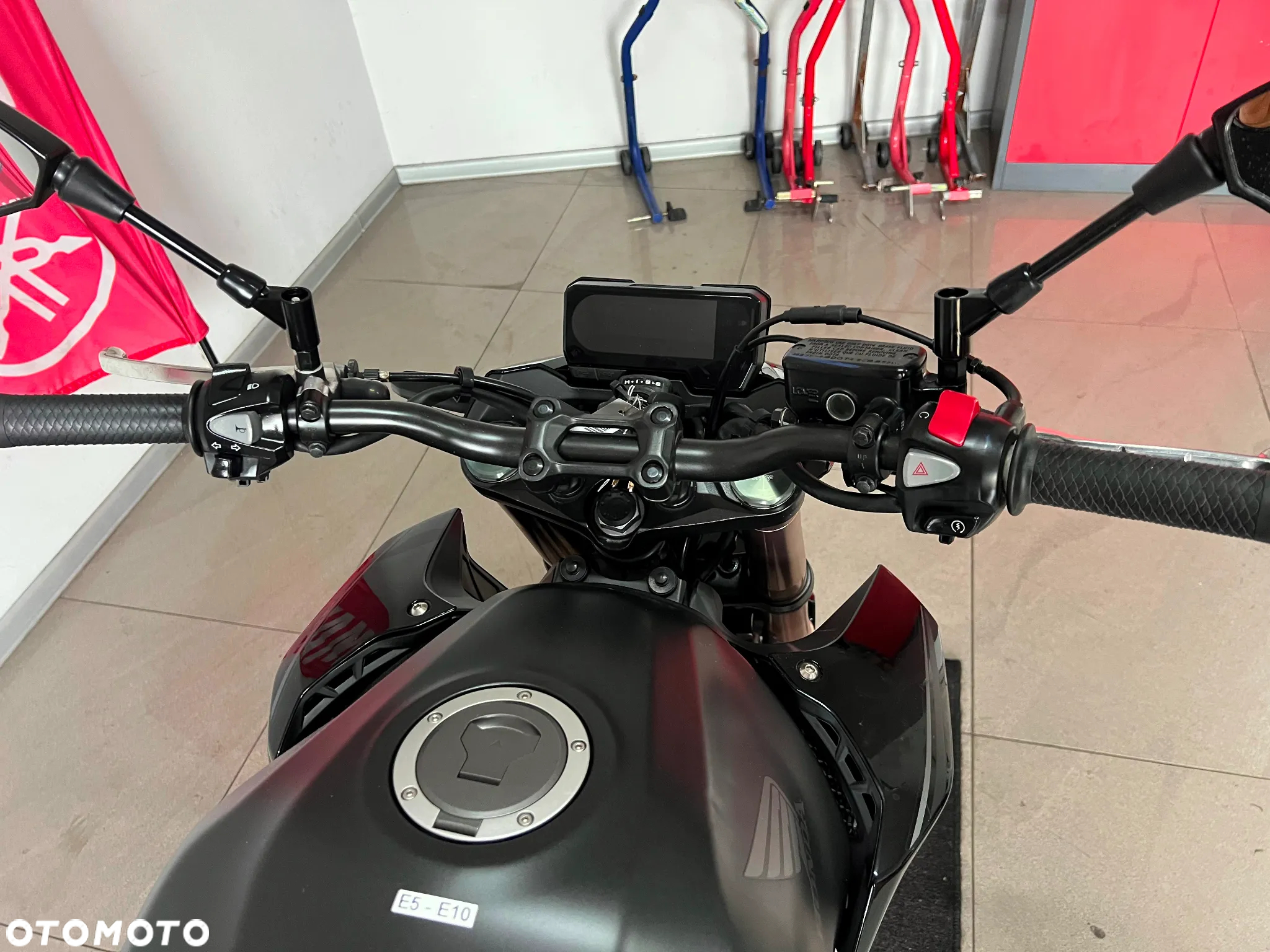 Honda CB - 17