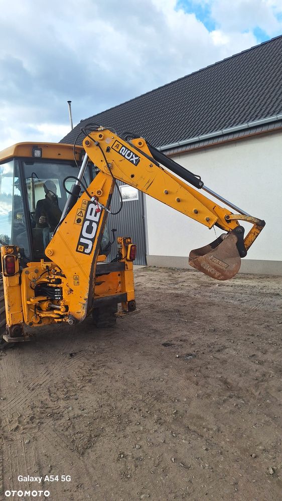 JCB 2CX - 3