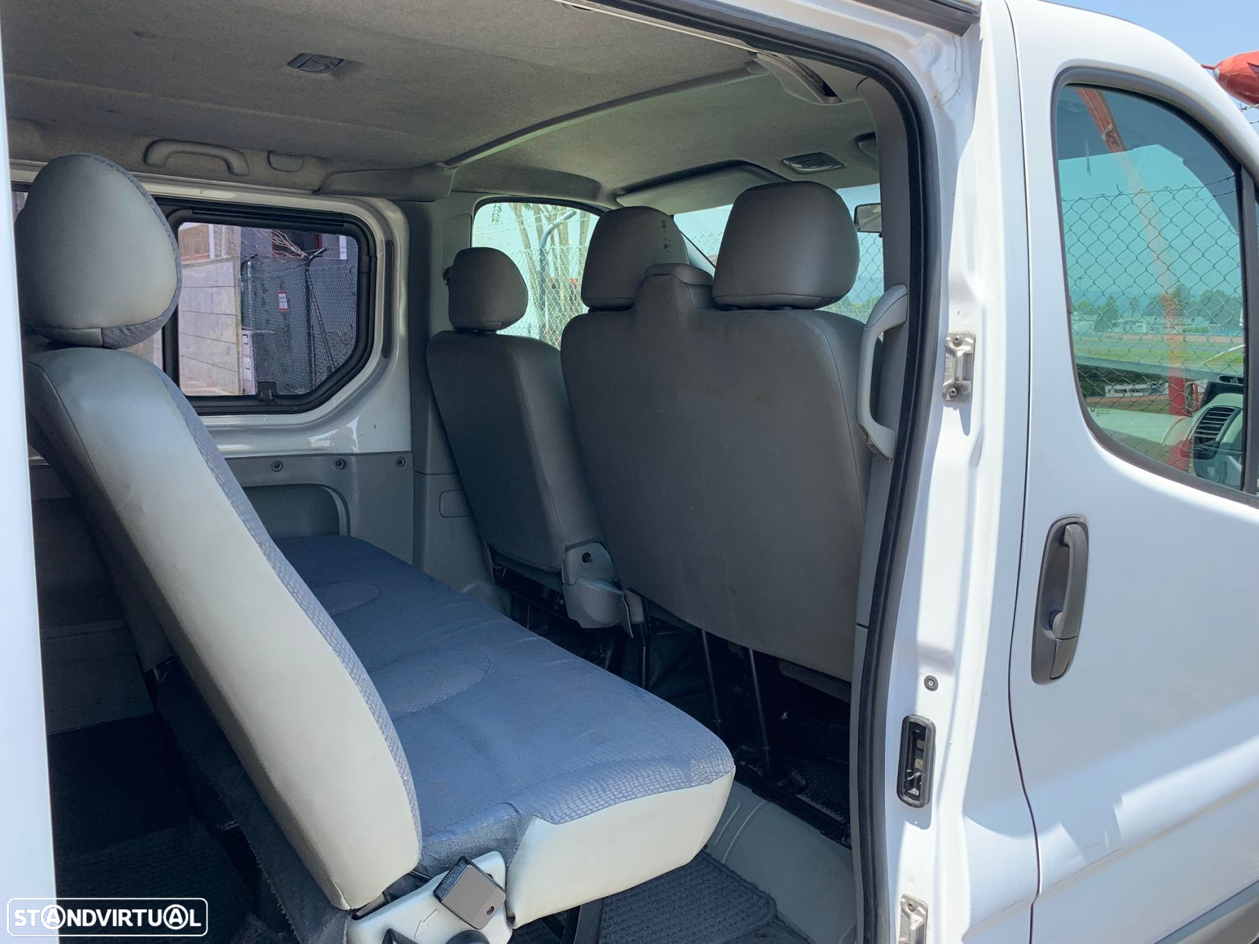 Renault Trafic 1.9 dCi L1H1 1T 100 9L - 47