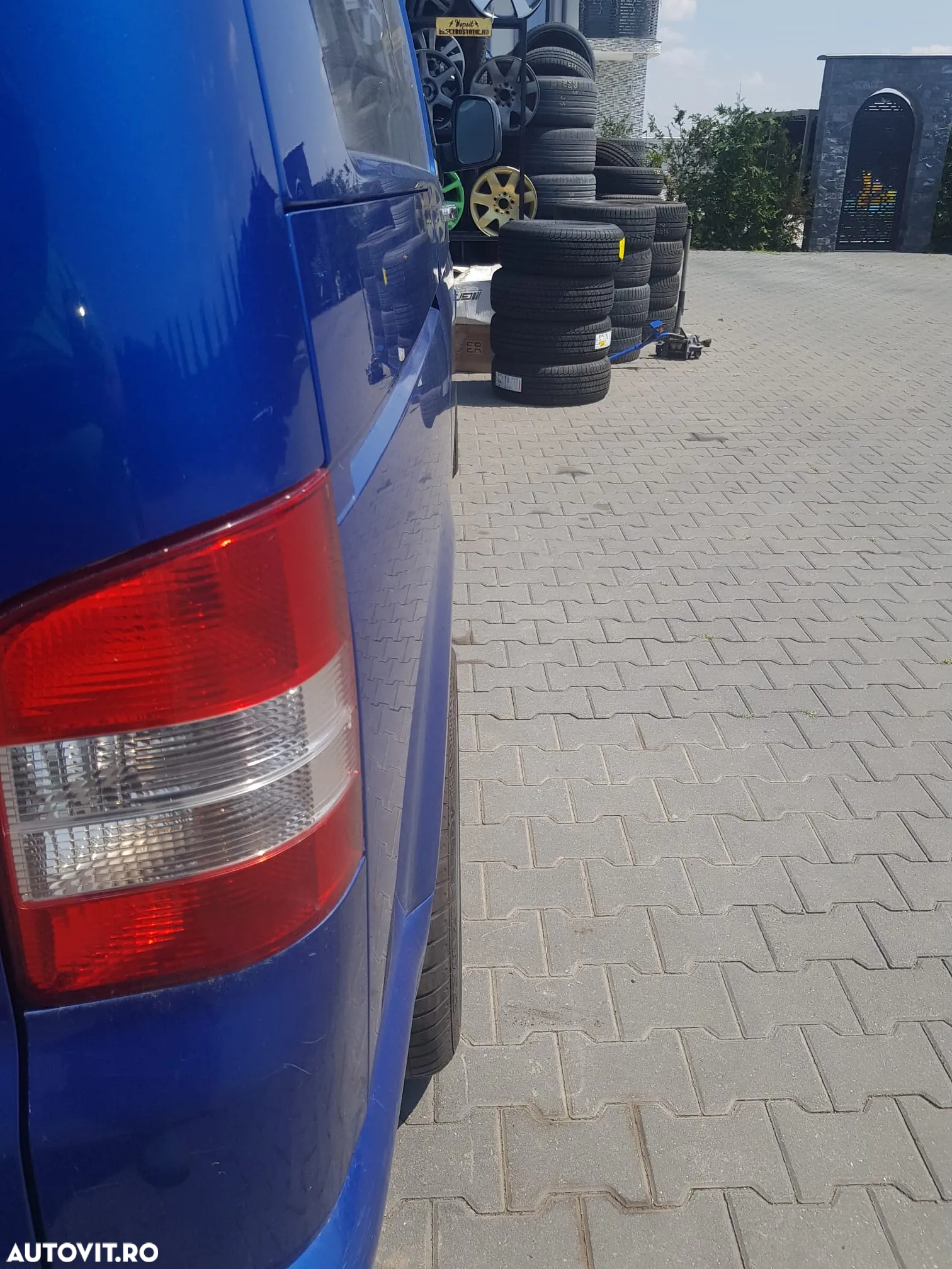 Volkswagen Transporter Caravelle DPF Comfortline Scurt - 7