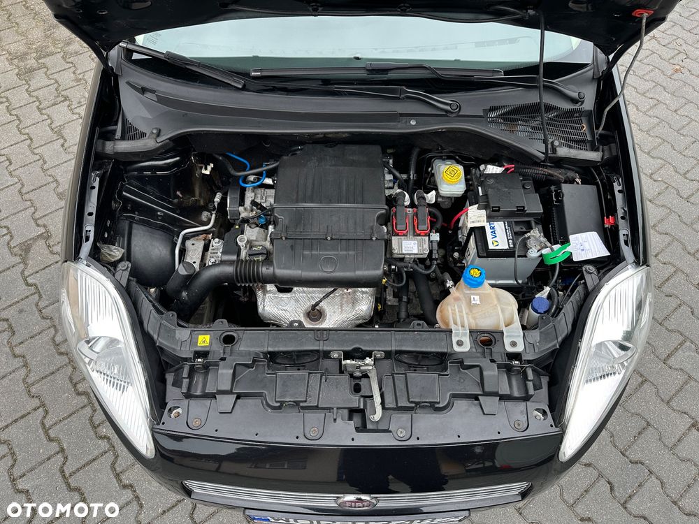 Fiat Grande Punto 1.4 8V - 17