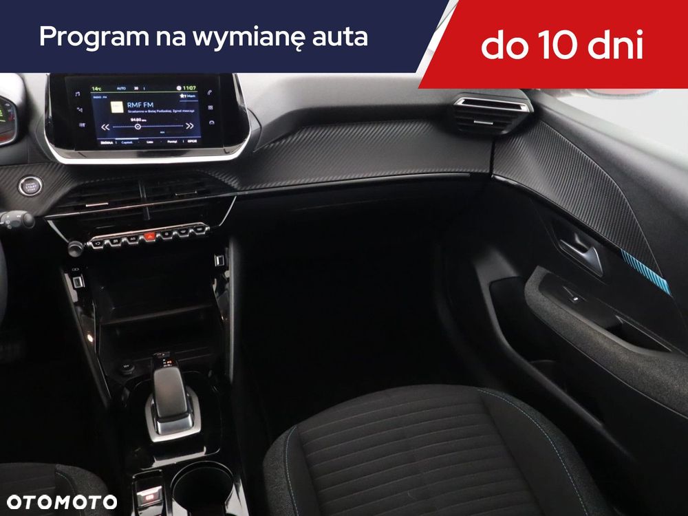 Peugeot 208 - 10