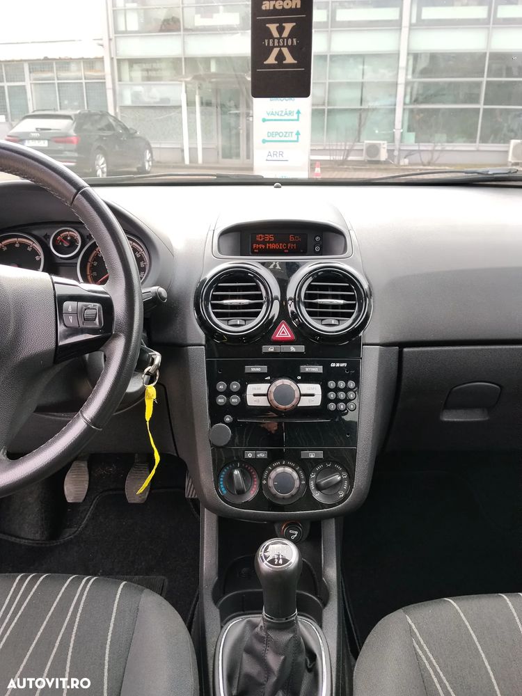 Opel Corsa 1.4 16V Color Elegance - 9