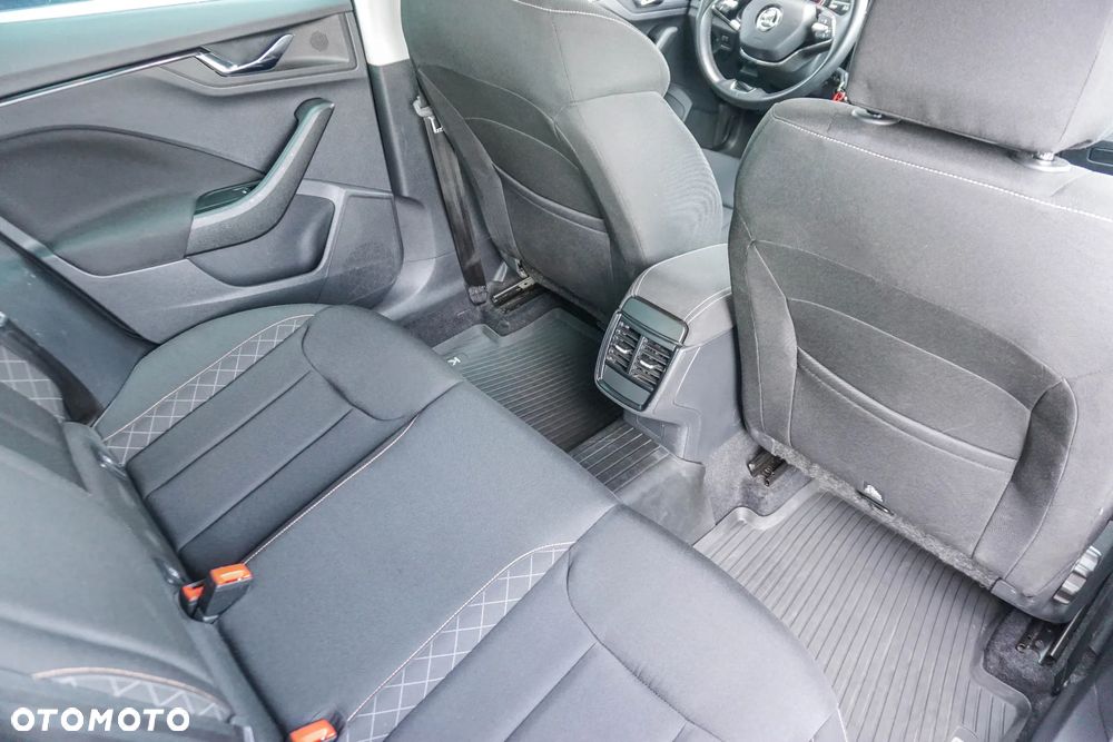 Skoda Kamiq 1.0 TSI Style - 31