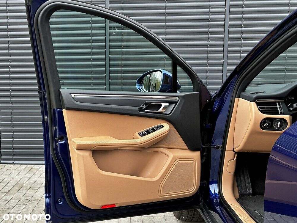 Porsche Macan - 14
