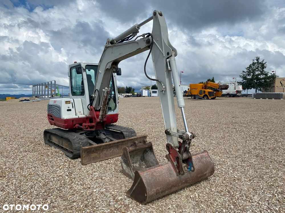 Takeuchi TB 250