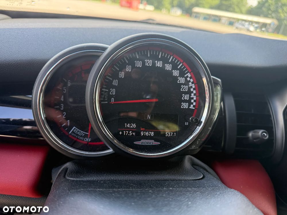 MINI John Cooper Works - 11