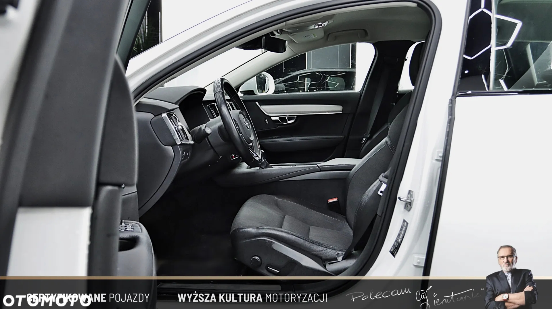 Volvo V90 Cross Country D4 AWD Pro - 17