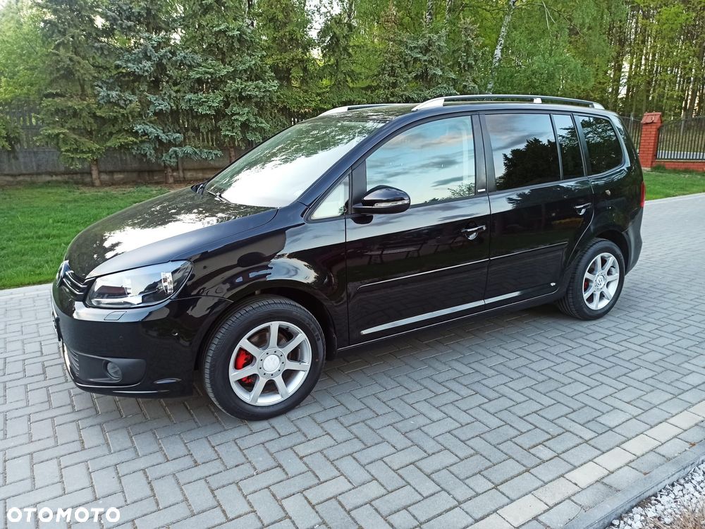 Volkswagen Touran 1.6 TDI DPF BlueMotion Technology STYLE - 4