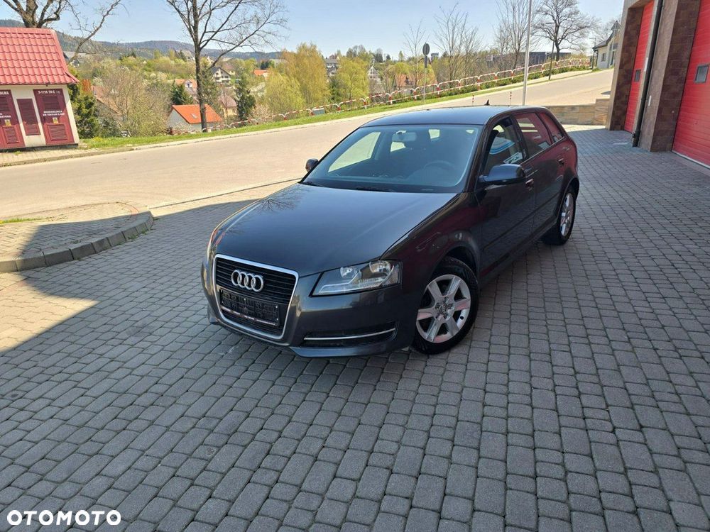 Audi A3 Sportback - 6
