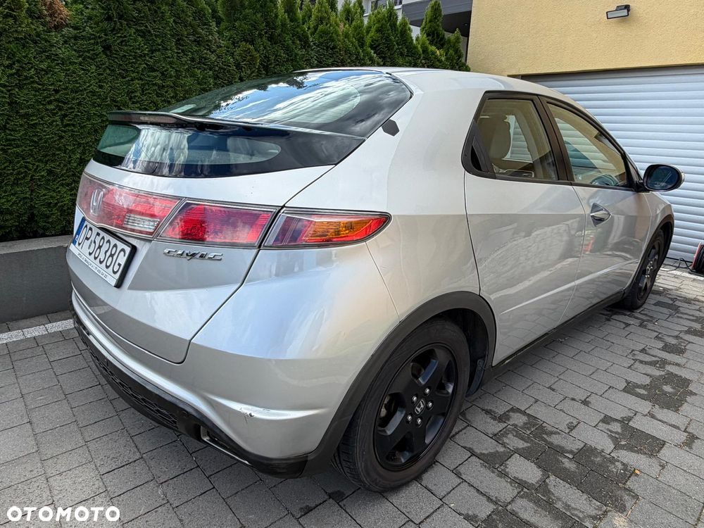 Honda Civic 1.8i-VTEC Comfort - 4