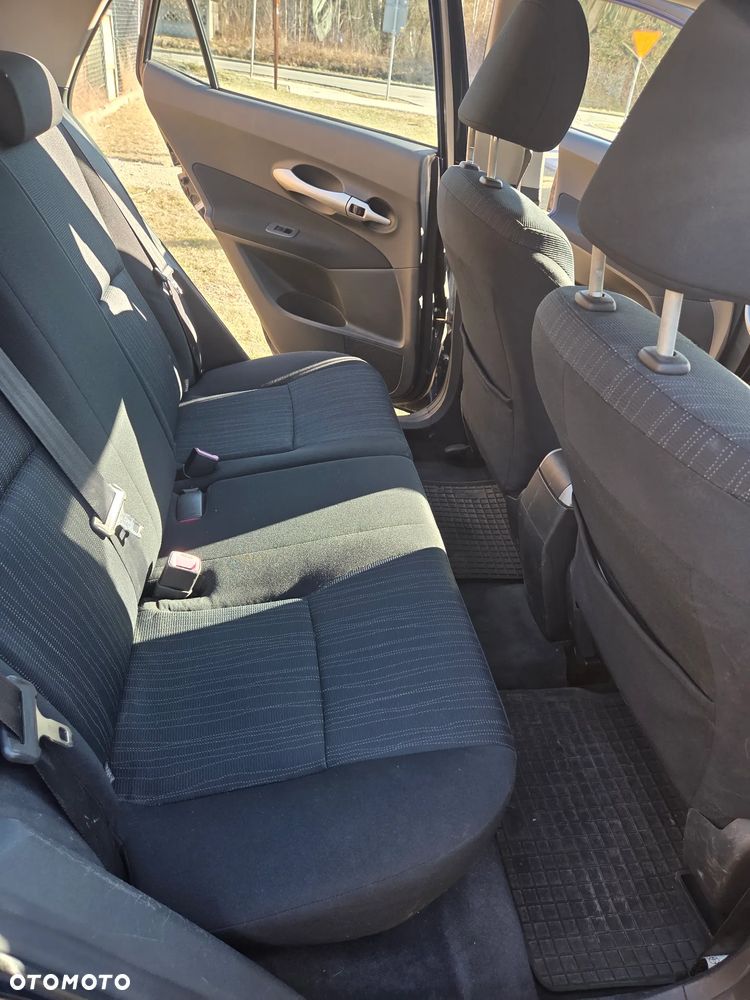 Toyota Auris 1.6 VVT-i Team - 13