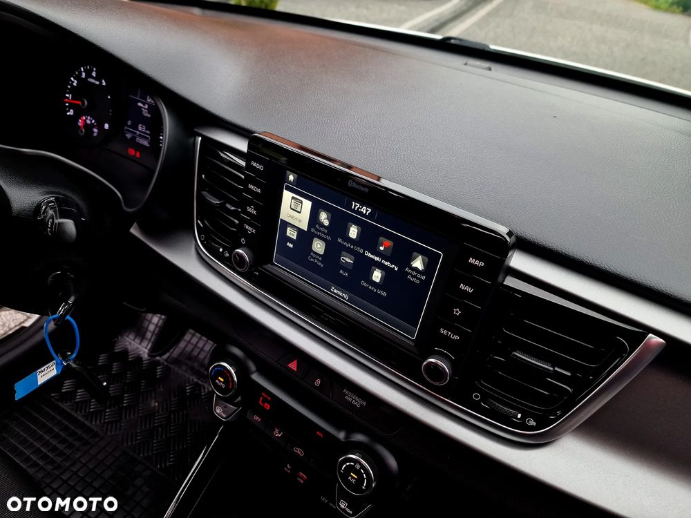 Kia Rio 1.4 L - 18