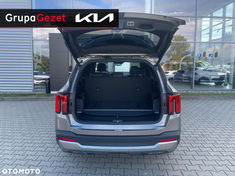 Kia Sorento - 22