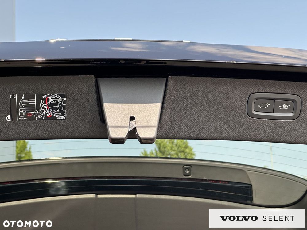 Volvo XC 90 - 21