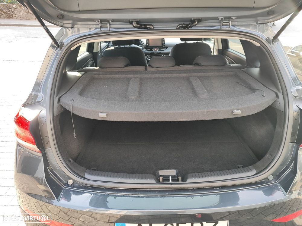 Hyundai i30 1.6 CRDI STyle - 11