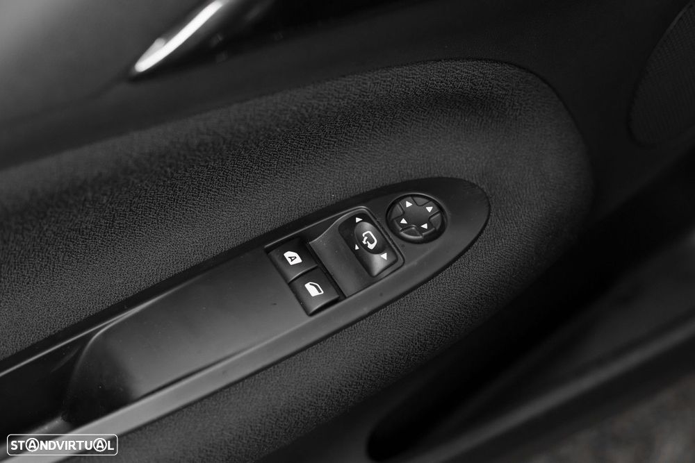 DS DS3 1.2 PureTech So Chic EAT6 - 28