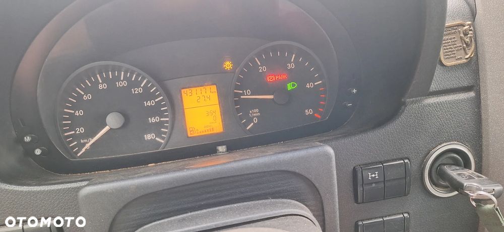 Mercedes-Benz Sprinter - 3