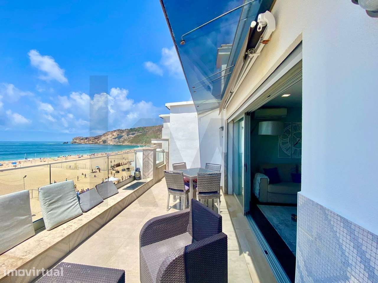Nazaré  T2 de Luxo com Vista Infinita e Faturação Superior a 70.000€/A - Grande imagem: 3/31