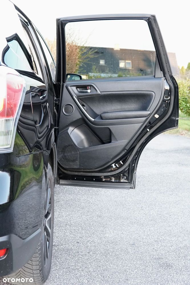 Subaru Forester 2.0 XT Sport Lineartronic - 16