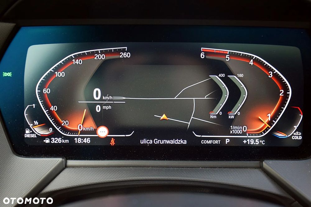BMW Seria 1 120d xDrive M Sport - 32