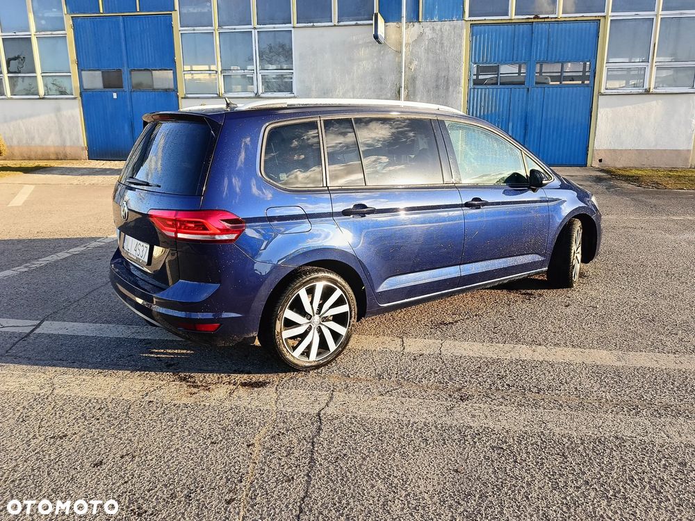 Volkswagen Touran 2.0 TDI SCR DSG Highline - 8