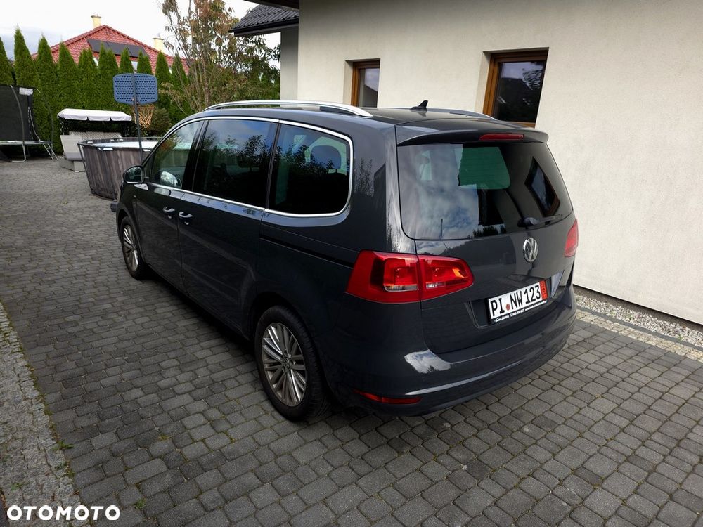 Volkswagen Sharan 2.0 TDI Highline - 4